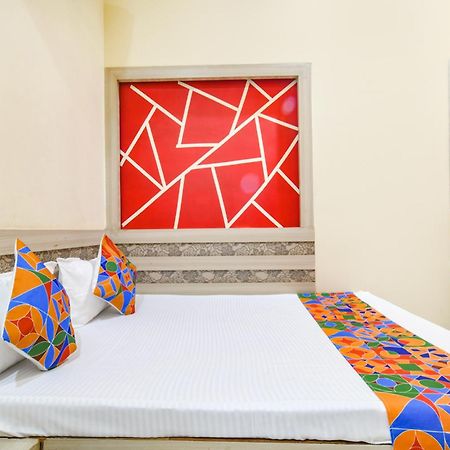 Fabexpress Blue Star Hotel Ujjain Exterior foto