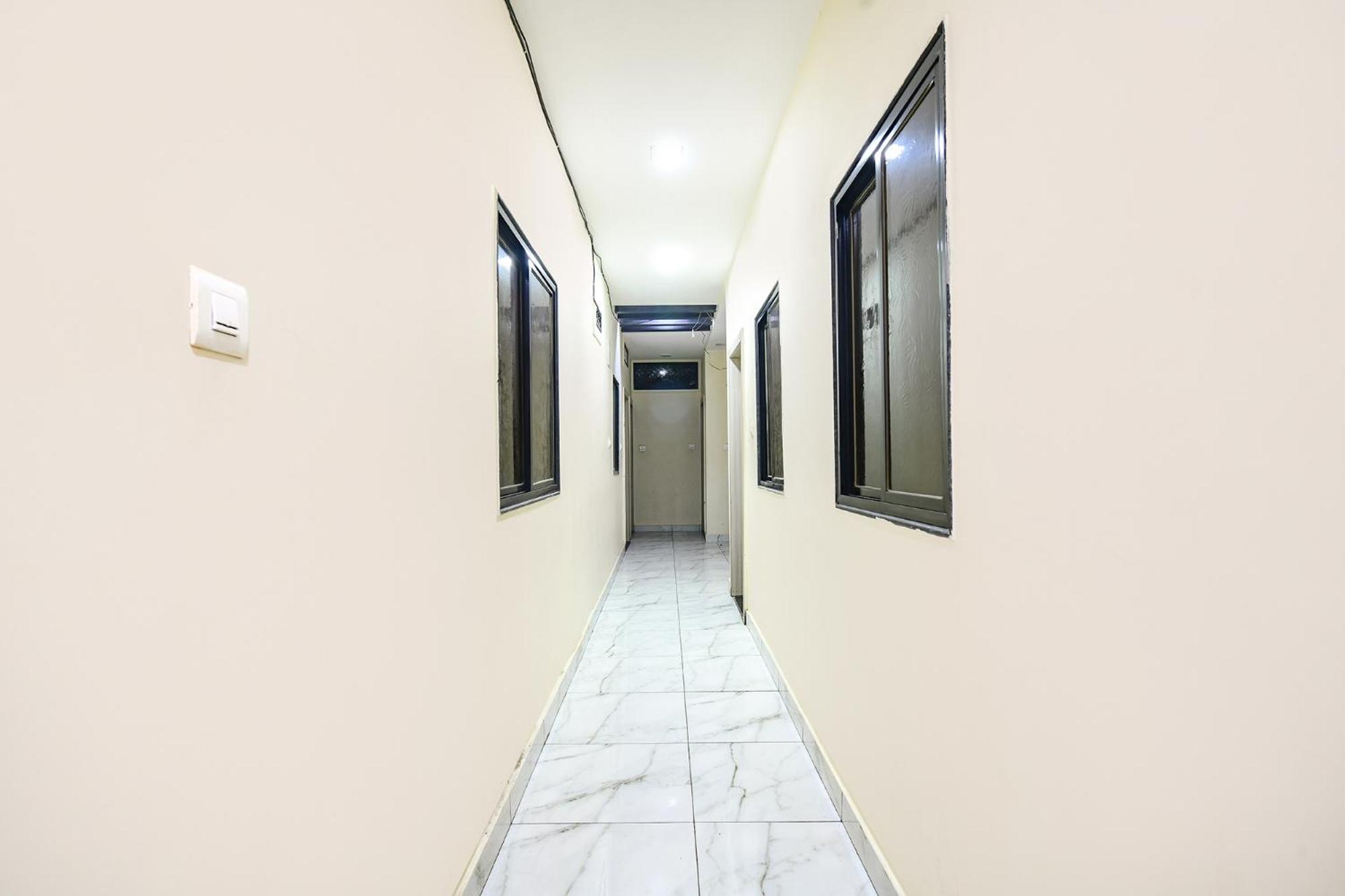 Fabexpress Blue Star Hotel Ujjain Exterior foto