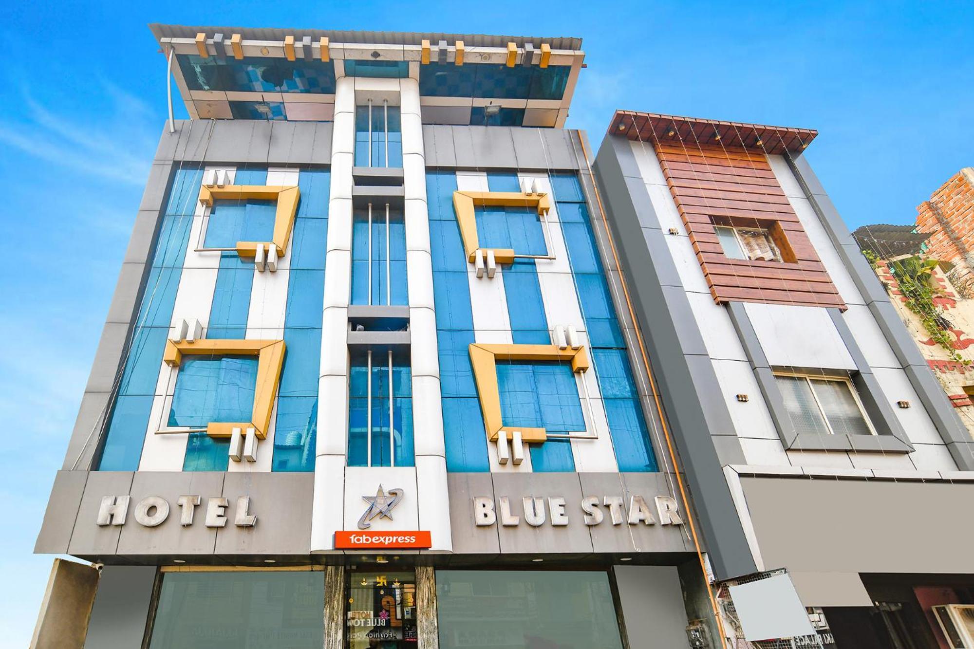 Fabexpress Blue Star Hotel Ujjain Exterior foto